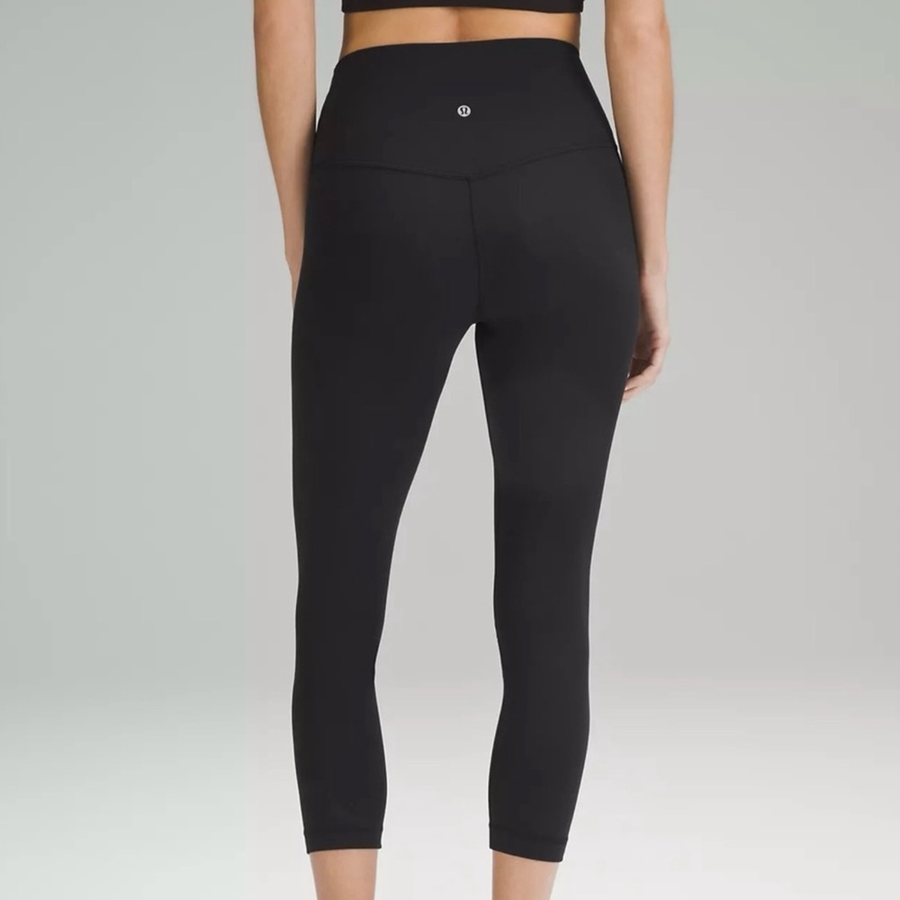 Lululemon Align 23” High Rise Cropped Leggings in Black Size 12